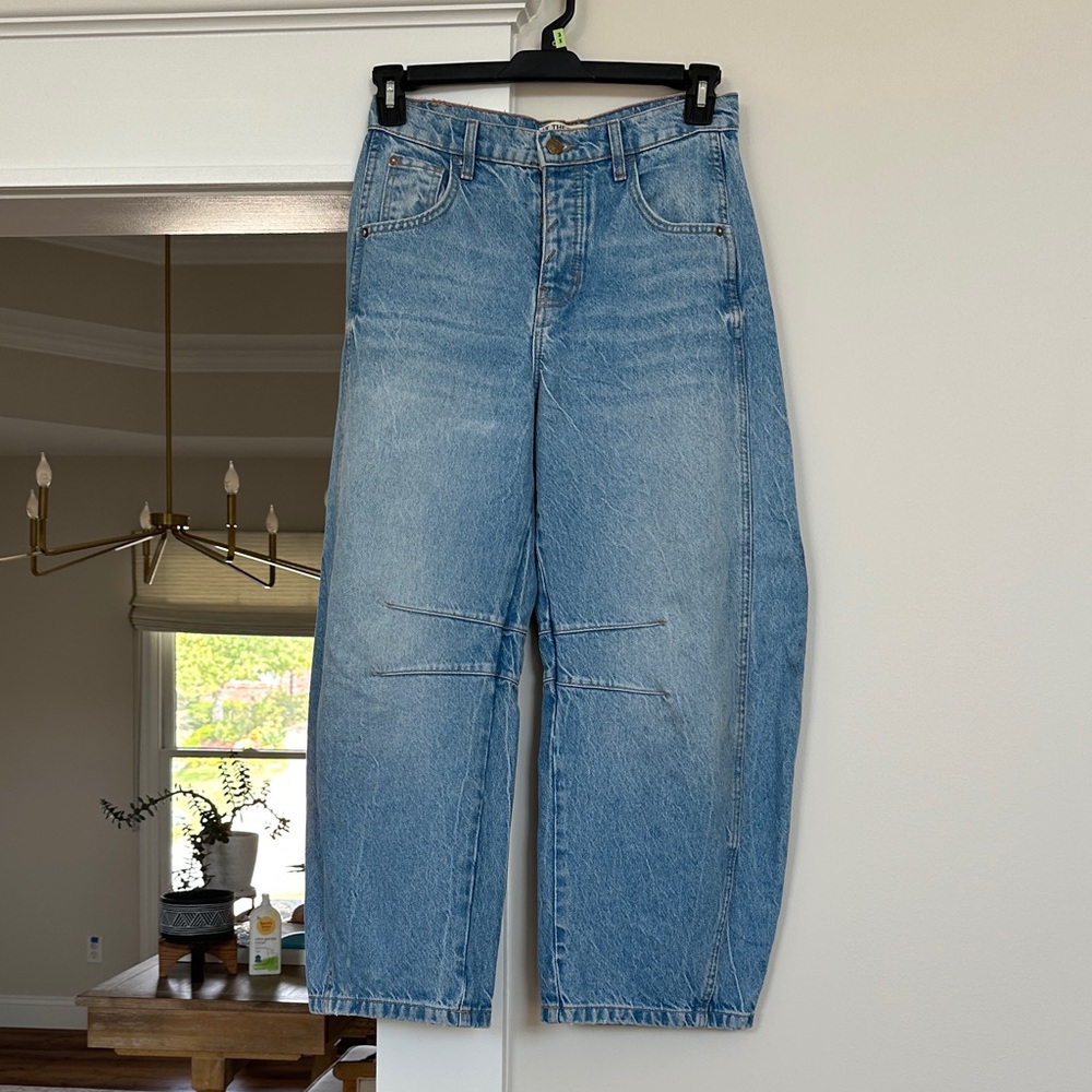 We The Free by Free People size 26 Good Luck Mid Rise Barrel jeans EUC